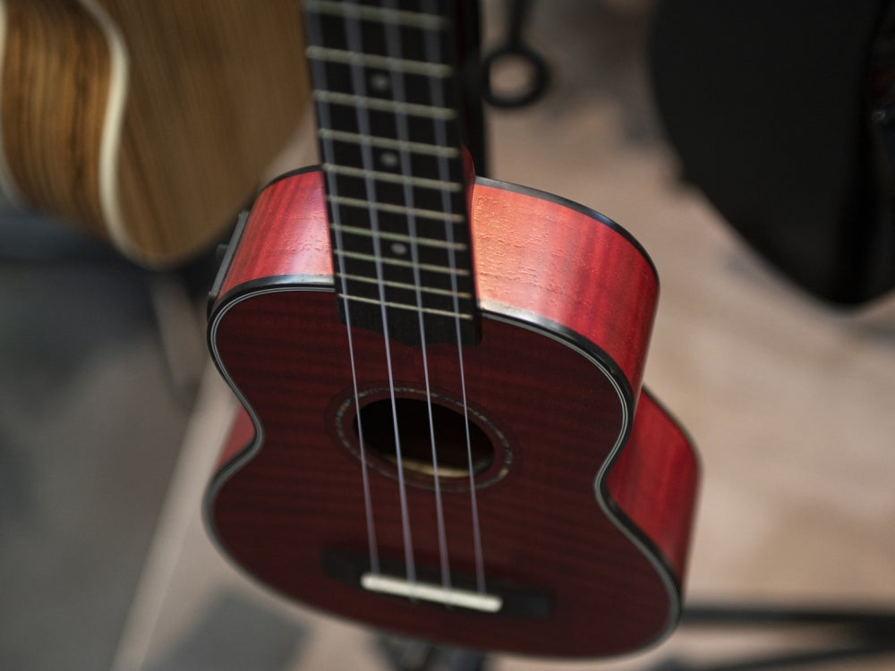 DIMAVERY UK-100 Sopran-Ukulele,flamed red